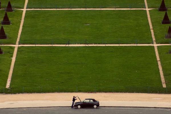 Wide-Leg Linen Pants